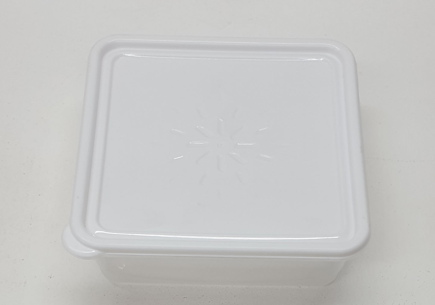 Square Plastic Container 600ml 4678