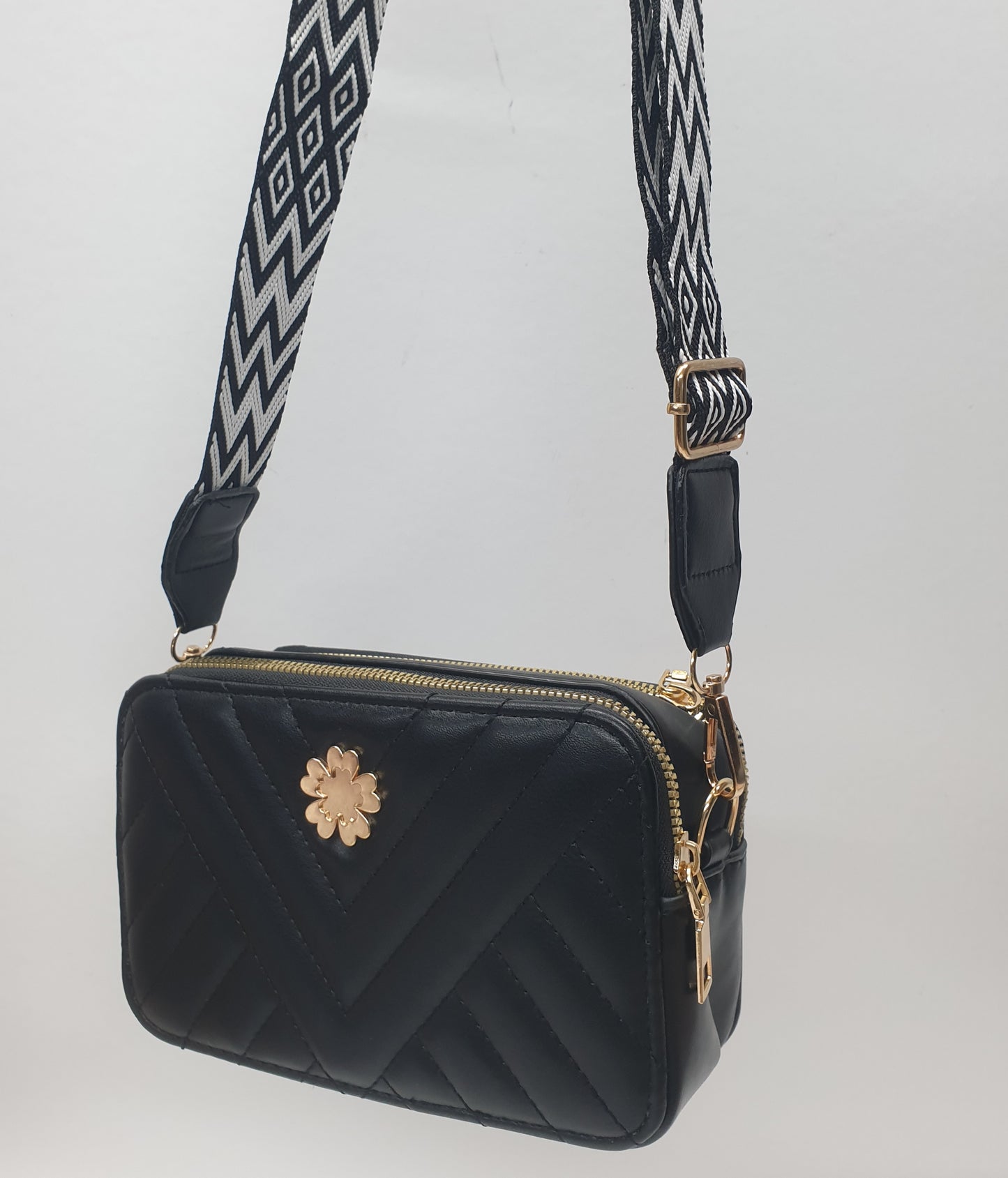 LADIES SLING BAGS - 19X11X7CM -2 ZIP LINES+ 1 COMPARTMENT - GS0001