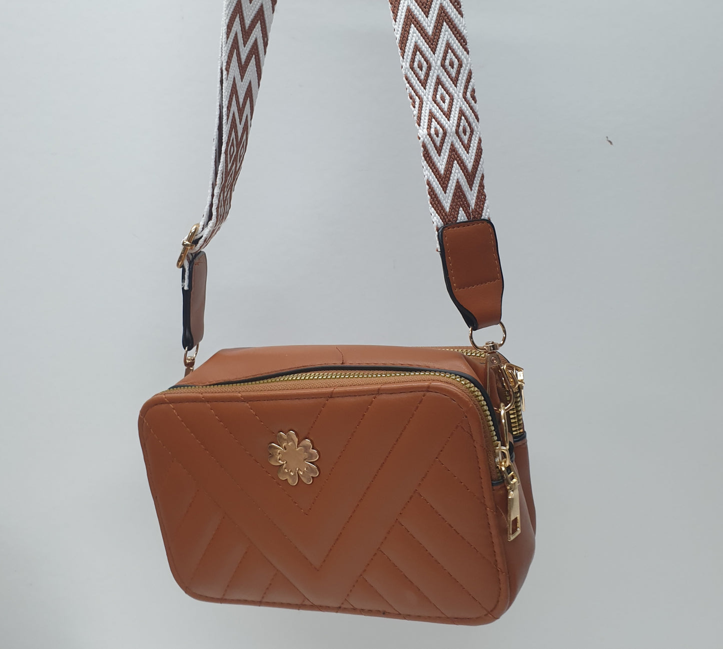 LADIES SLING BAGS - 19X11X7CM -2 ZIP LINES+ 1 COMPARTMENT - GS0001