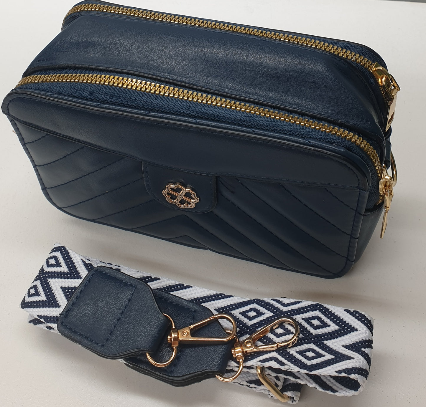 LADIES SLING BAGS - 2XZIP LINES +1 COMPARTMENT - 19X11X7CM - GS0002