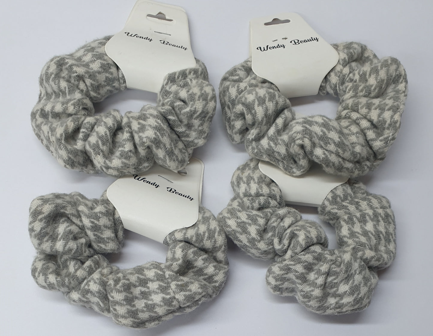 Wendy Beauty Hair Scrunchie PD2405-11