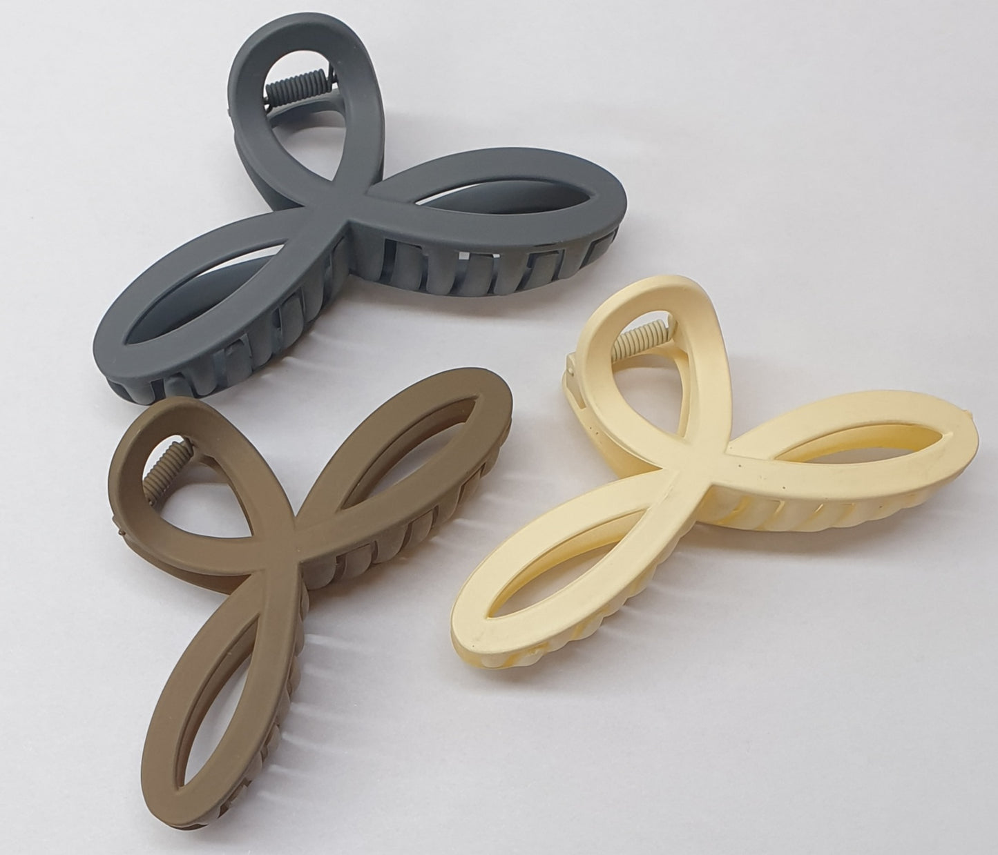 Hair Grips Assorted HGA006
