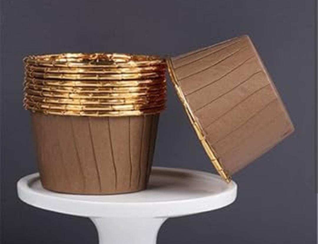 Gold Trimmed Cup-Cake 12 Cups Medium 35961-10