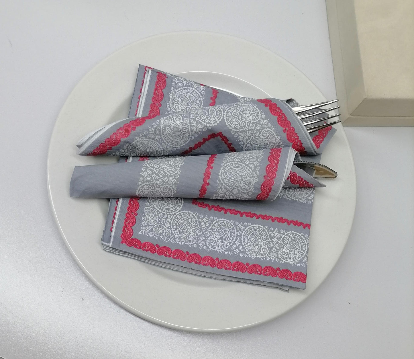 20Pc Decorated Serviettes 113