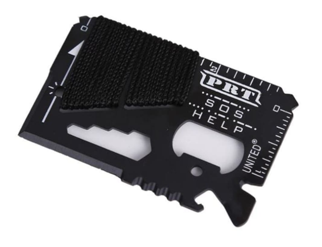 United Cutlery Card Survival Multi-Tool M48