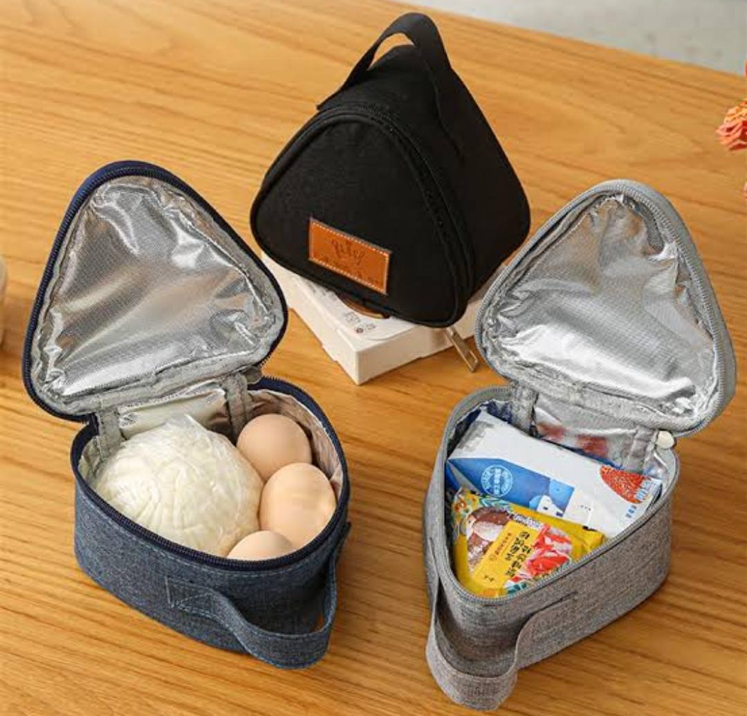 Triangular Lunch Bag AD 498