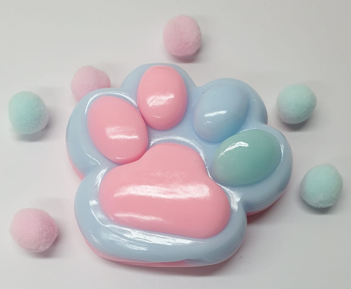 1pc Squishie Toy 7.5x7x2cm