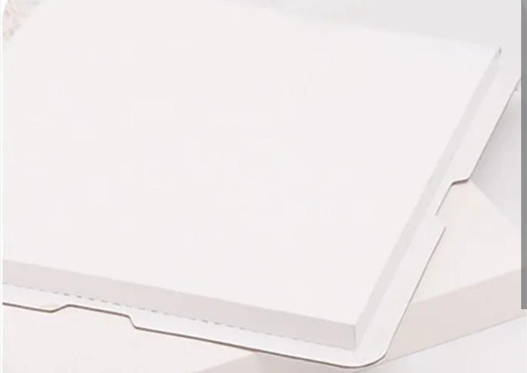 27x26x21 Square Plastic Cake Board 0675- Scratched/Scuffed