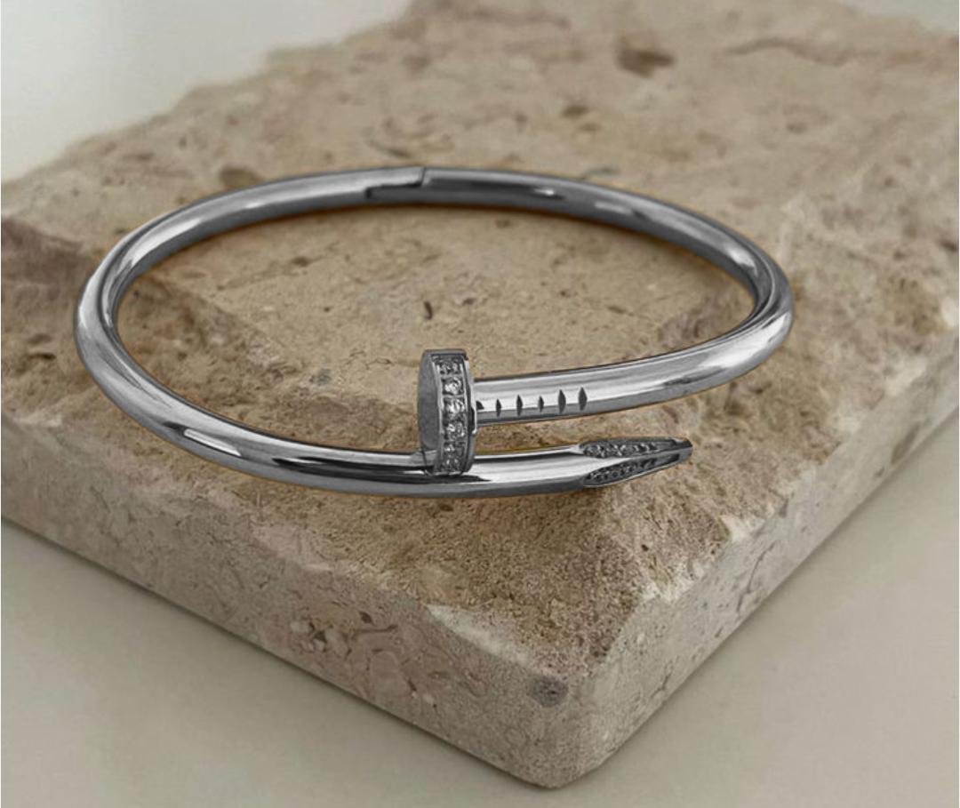 Ladies Fashion Bracelet