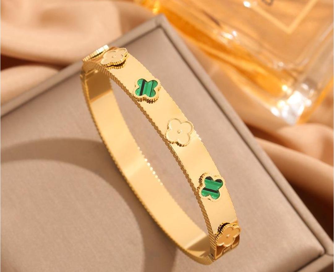 Ladies Fashion Bracelet
