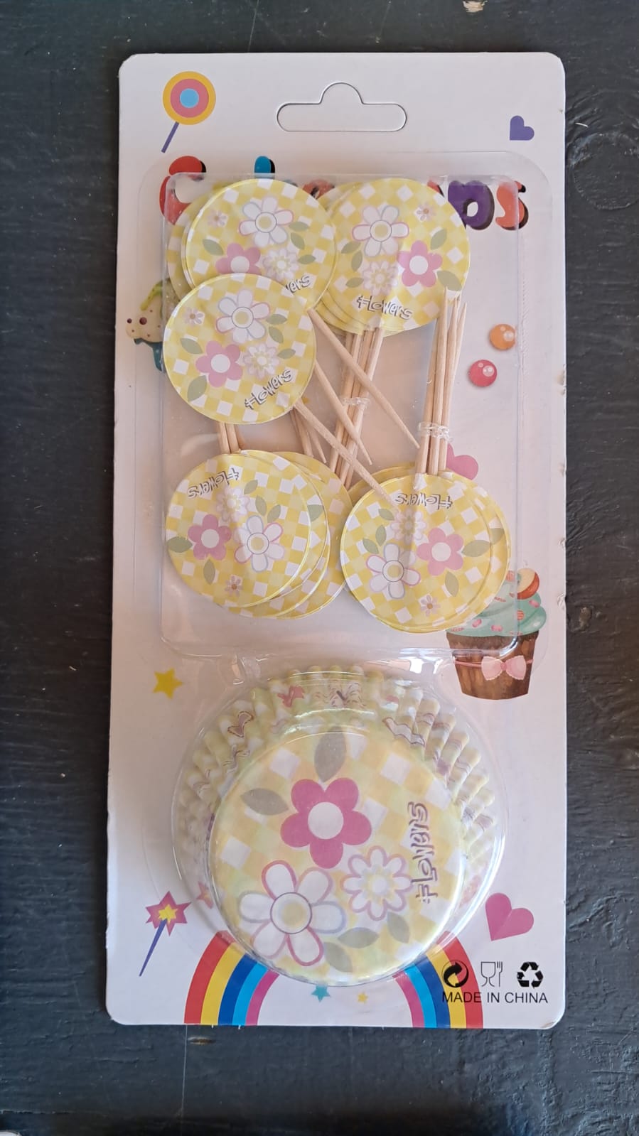 Cupcake Liners & Toppers Set VIP250088