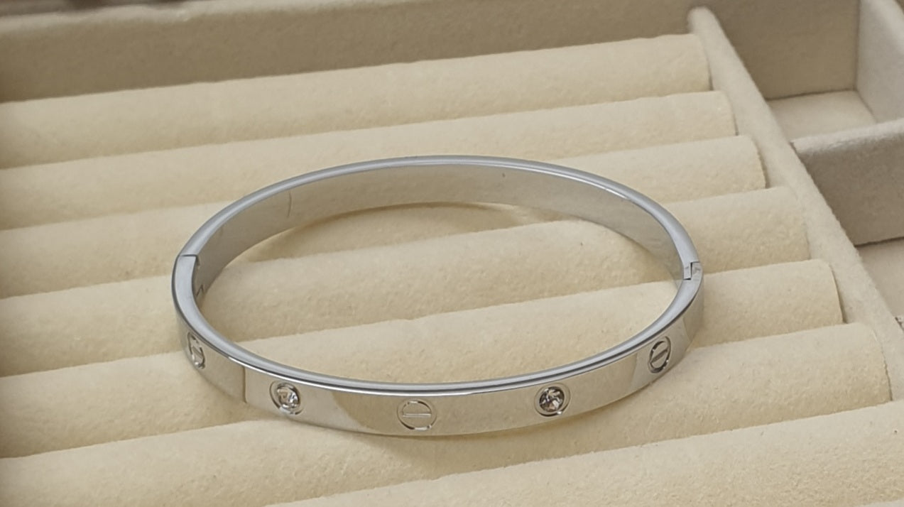 Ladies Fashion Bracelet