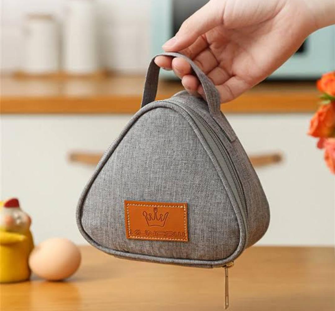 Triangular Lunch Bag AD 498