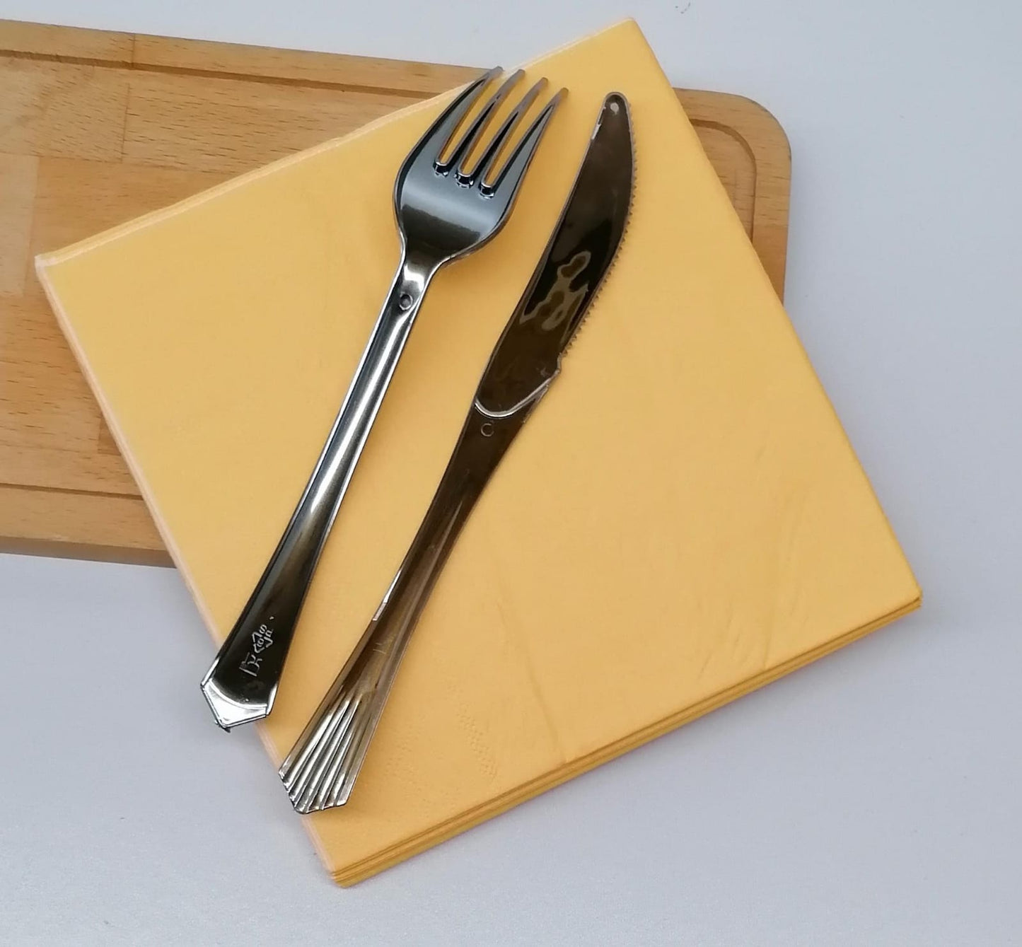 Solid Colour Serviettes 17599